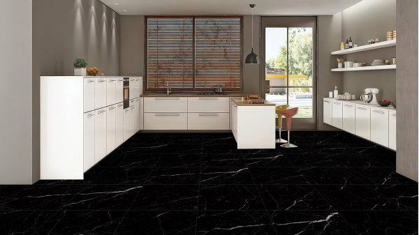 Realistik Royal Black / Реалистик Роял Блэк