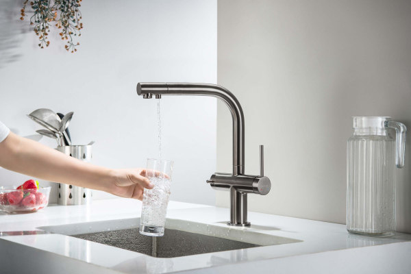 Смеситель для кухни Aquatek Европа с подключением к фильтру питьевой воды AQ1385BGM