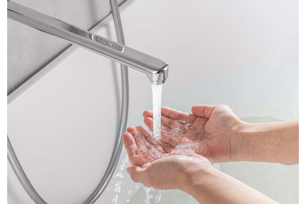 Смеситель для ванны Aquatek Вега с длинным изливом AQ1042CR