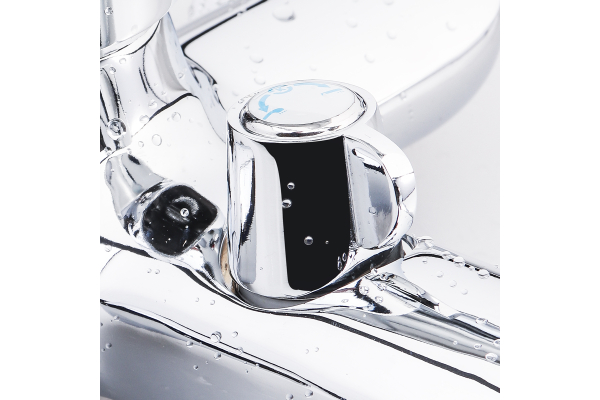 Смеситель для ванны Ekko E32102 короткий излив переключатель в корпусе