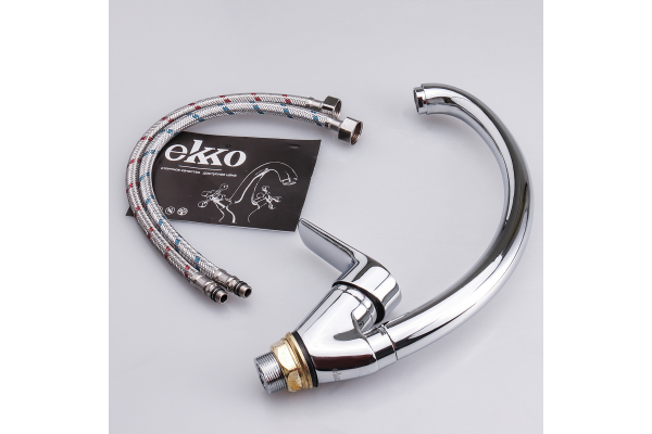 Смеситель для кухни Ekko E41105 с гайкой