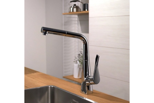 Смеситель для кухни Hansgrohe Metris с выдвижным душем 14821000