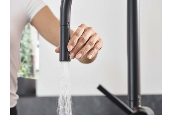 Смеситель для кухни Hansgrohe Talis M54 с вытяжным душем 72802670, черный матовый