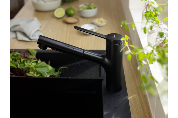 Смеситель для кухни Hansgrohe Zesis M33 74800670 с вытяжным душем, матовый черный