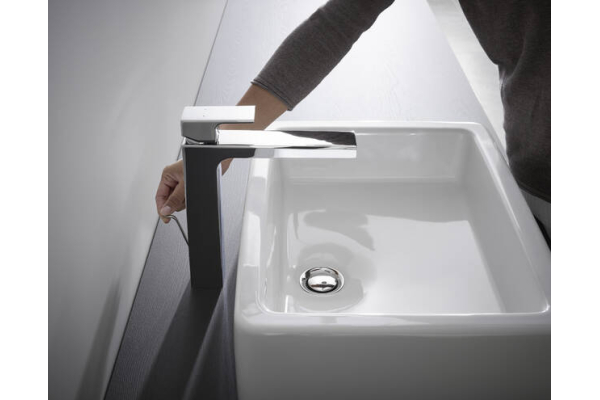 Смеситель для раковины Hansgrohe Vernis Shape 230, со сливной гарнитурой 71590000, хром