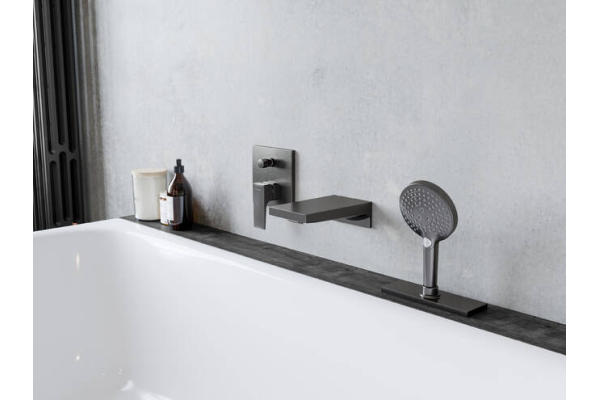Смеситель Hansgrohe Metropol для ванны настенный скрытый с рычаговой рукояткой 32545340, чёрный хром