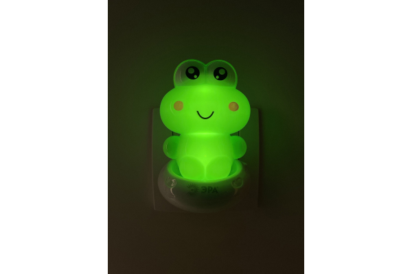 Ночник - светильник светодиодный ЭРА NN-608-SW-GR в розетку с выключателем зеленый