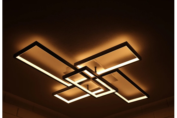 Люстра Schaffner Martillo 4190-5, цвет белый+черный, LED 206Вт, пульт ИК