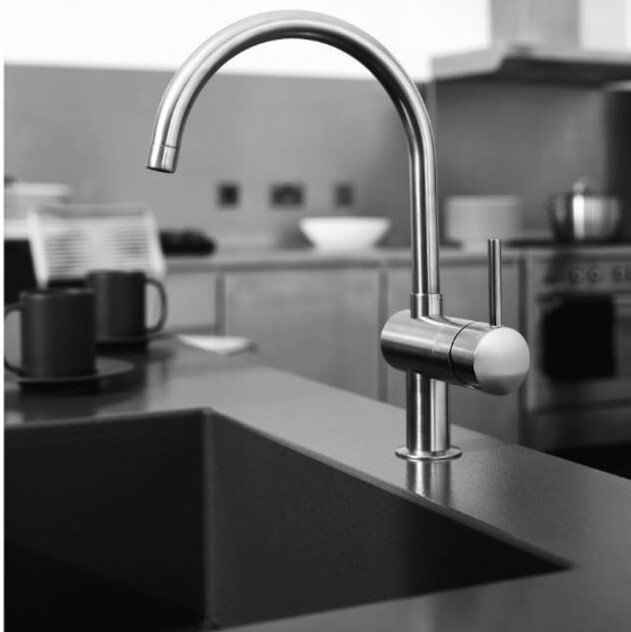 Grohe Minta — смеситель с вращением излива 360° Смеситель Grohe Minta 32917000 для двойной кухонной мойки